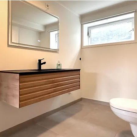 Apartment Sentralt I Bud